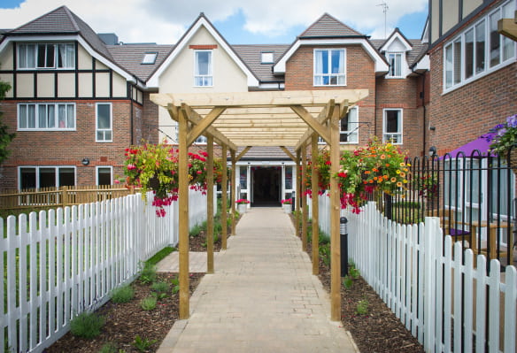 Weald Heights Care Home 18 65432217816 1712200217591
