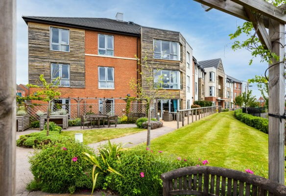 Cedar Mews Care Home 4 65432218004 12112102285312