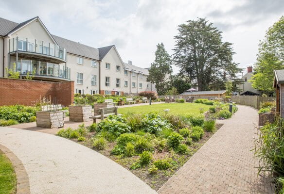 Trymview Hall Care Home 12 65432236582 0112230226341