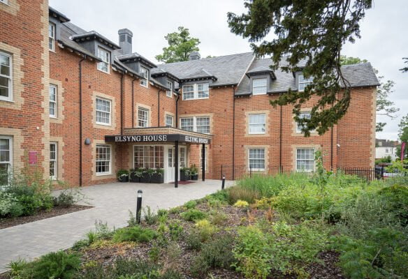 Elsyng House Care Home 8 65432238676 1406221152177