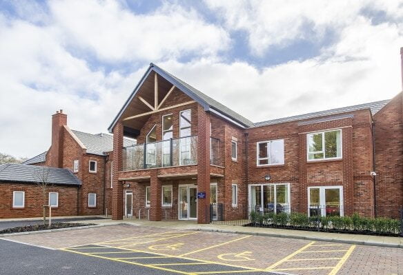 Abbots Wood Manor Care Home 20 65432239698 2101210433553
