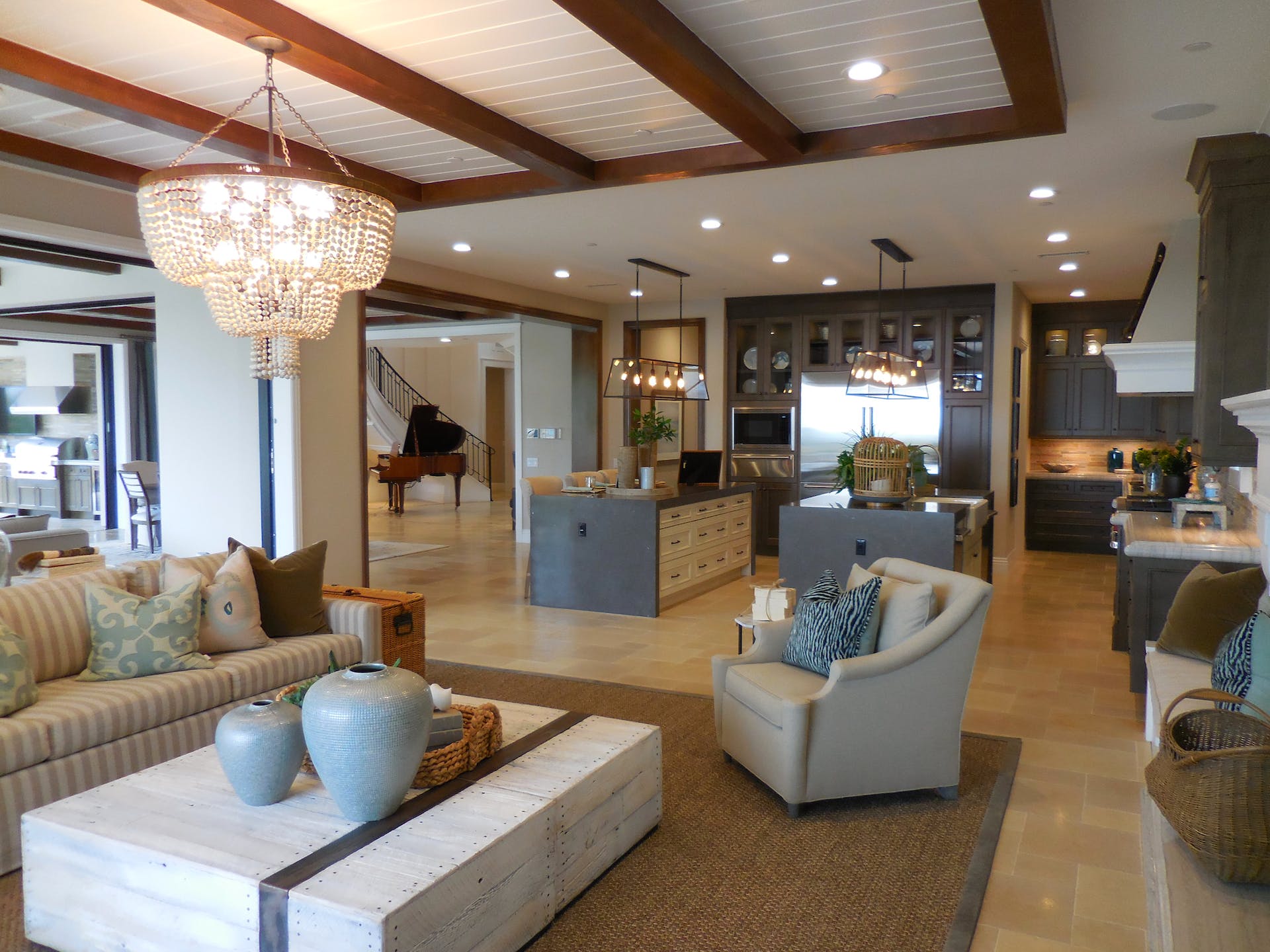 Care Homes Near Me 17 pexels bruce clark 3701434
